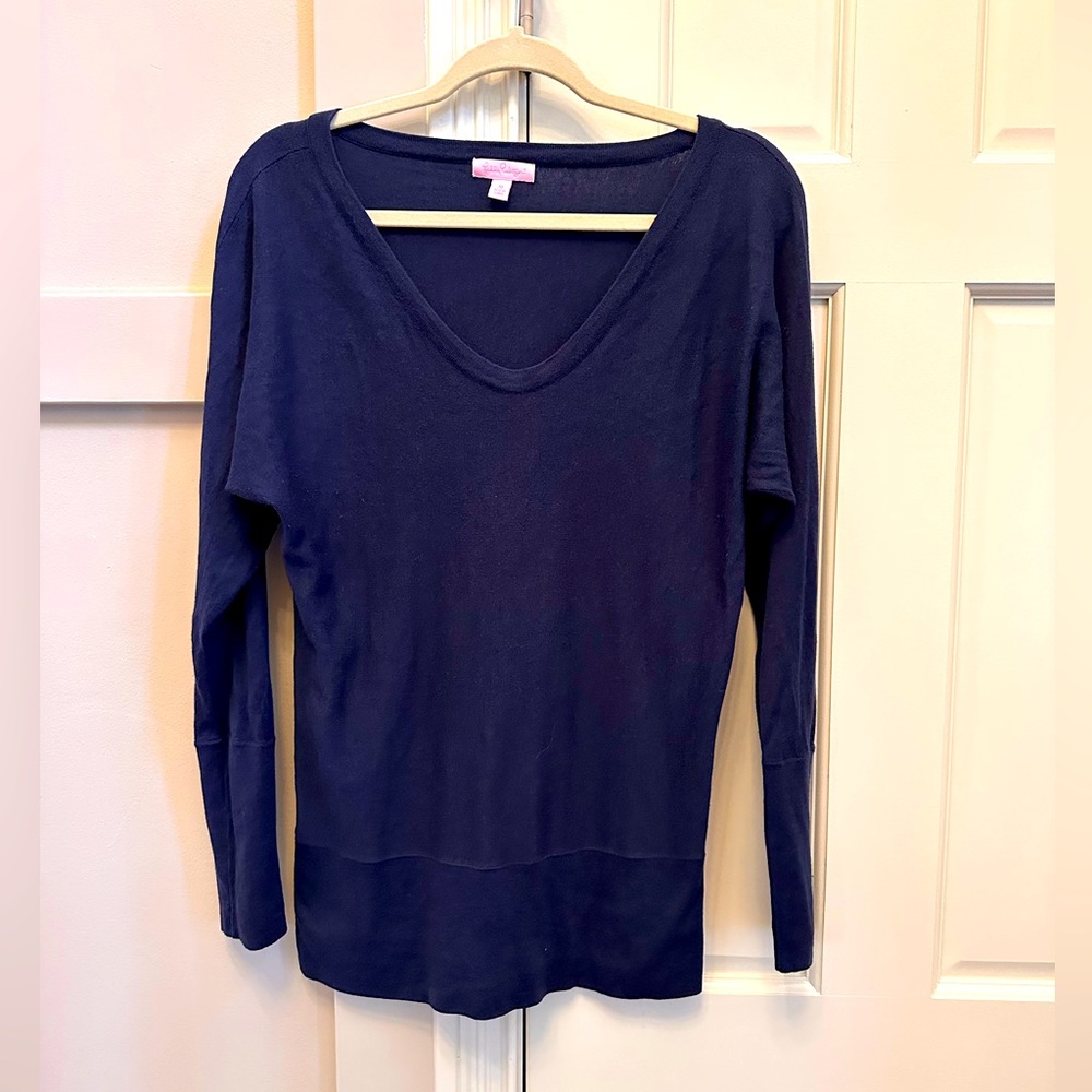 Lilly Pulitzer sweater. Sz M